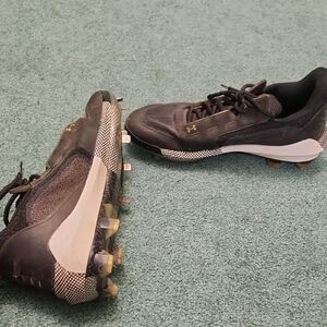 Under Armour Men's Black Cleats